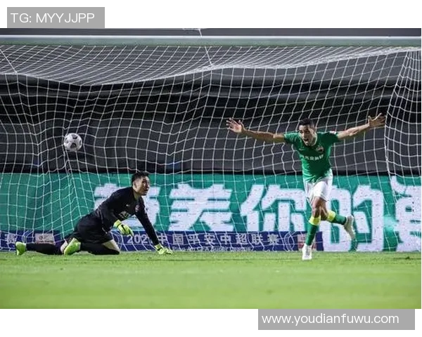 深圳篮球队与重庆篮球队赛后分析：力量对决的精彩瞬间与战术解析