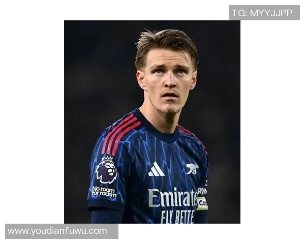 厄德高领衔球队奋战新赛季展现超凡实力与无限潜力