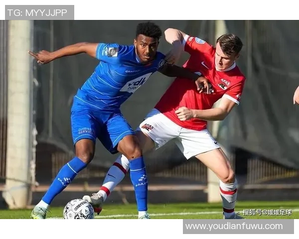 拉奇与莫尔德的精彩对决揭示足球战术与团队合作的魅力