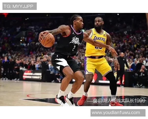 湖人快船揭幕赛精彩对决引爆新赛季篮球激情与期待