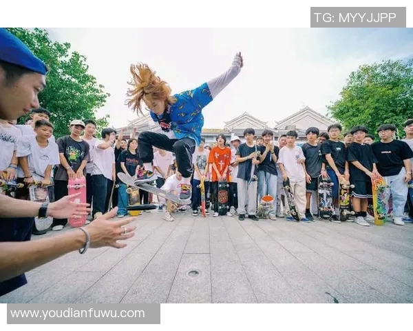 重庆飞盘队在世界滑板锦标赛中以97分稳居积分榜首位