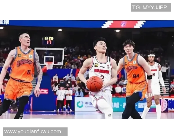 天津男篮与北控男篮激战正酣谁能在这场对决中笑到最后